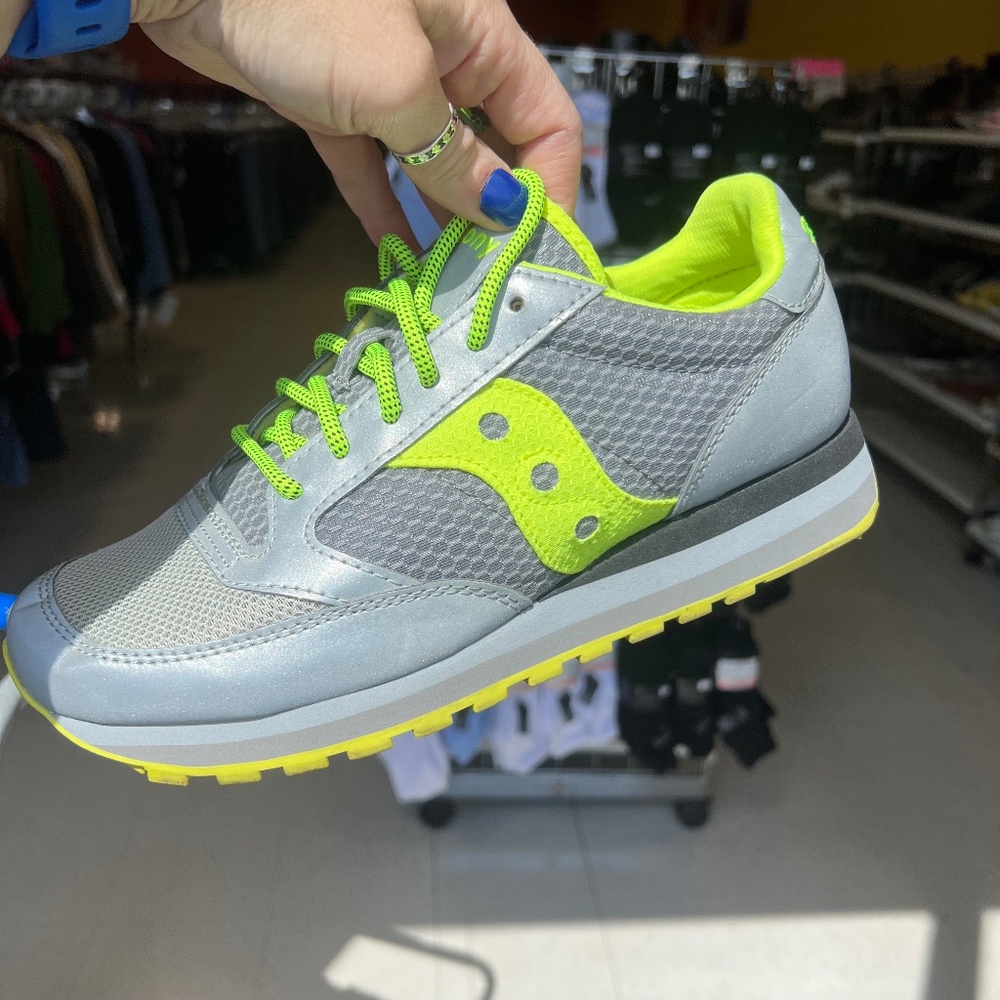 |•SAUCONY•| Trail Jazz Running Women Grey Neon Yellow Shoes Size 10